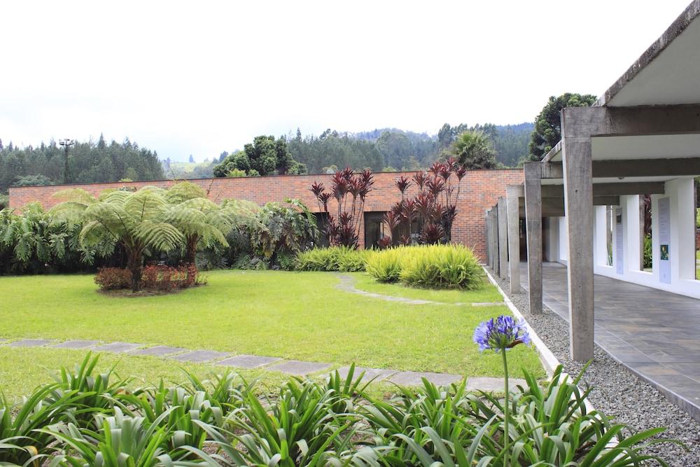 Estelar Recinto Del Pensamiento Hotel Y Centro De Convenciones Manizales Exterior foto